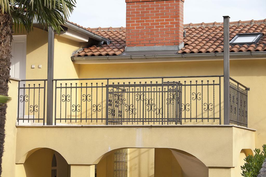 Apartments Hortensia Опатия Екстериор снимка